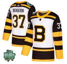 Miesten Boston Bruins Patrice Bergeron 37 Pelipaita 2019 Winter Classic Patch Valkoinen Authentic