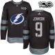 Miesten Tampa Bay Lightning Tyler Johnson 9 Pelipaita 1917-2017 100th Anniversary Patch Musta Authentic
